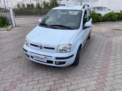 Usata Fiat Panda Dynamic 59 CV (43 kW) 2009 Blu Utilitaria
