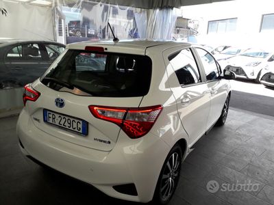 usata Toyota Yaris Hybrid Yaris 1.5 Hybrid 5 porte Active