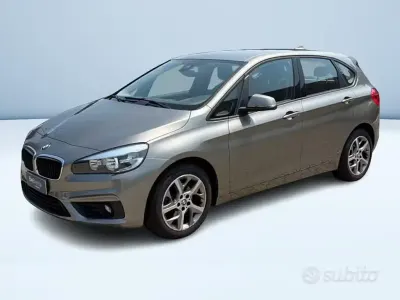 Usata BMW 218 Active Tourer Advantage 150 CV (110 kW) 2015 Marrone Monovolume