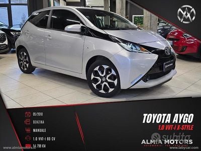 Usata Toyota Aygo X-play 69 CV (50 kW) 2018 Grigio Utilitaria