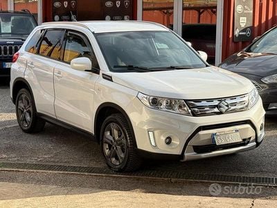 Usata Suzuki Vitara 120 CV (88 kW) 2015 Bianco SUV