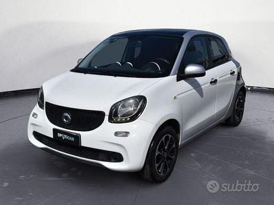 Usata Smart ForFour 61 CV (44 kW) 2015 Bianco Utilitaria