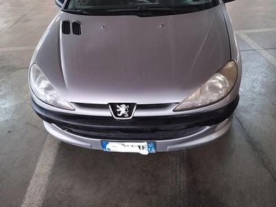 Usata 2001 Peugeot 206 Berlina | 1700 € (Buon prezzo)