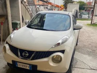 Usata Nissan Juke Visia 110 CV (80 kW) 2013 Bianco SUV