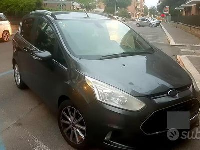Usata Ford B-MAX Titanium 95 CV (69 kW) 2017 Grigio Monovolume