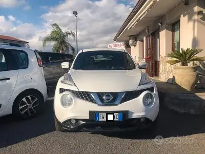 Usata Nissan Juke Tekna 110 CV (80 kW) 2014 Bianco SUV