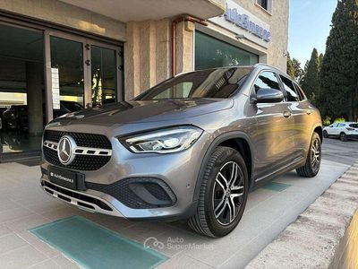 Gray Usata 2021 Mercedes GLA180 SUV | 28.899 € (Buon prezzo)