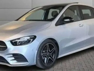 Usata Mercedes B180 116 CV (85 kW) 2023 Utilitaria
