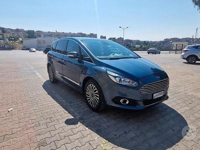 Usata Ford S-MAX S 150 CV (110 kW) 2018 Blu Monovolume