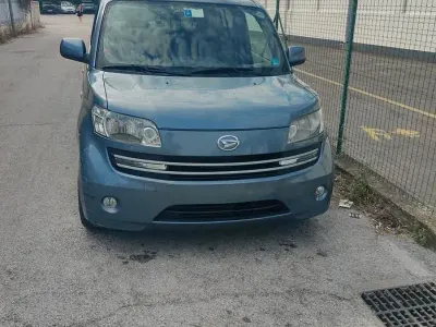 Usata Daihatsu Materia 103 CV (75 kW) 2009 Grigio Monovolume