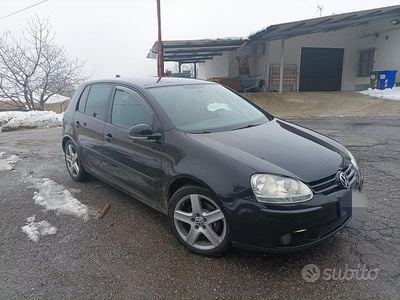 Usata VW Golf V Sportline 105 CV (77 kW) 2007 Nero Berlina