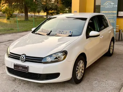 Usata VW Golf VII Business 105 CV (77 kW) 2012 Bianco Berlina