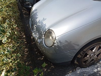 Usata VW Lupo 75 CV (55 kW) 2004 Grigio Utilitaria