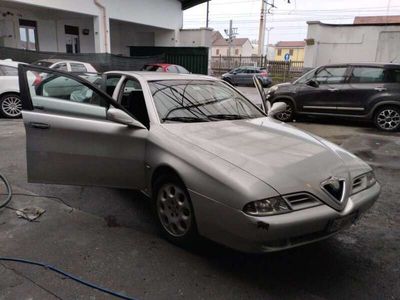 Alfa Romeo 166