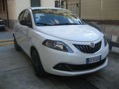 usata Lancia Ypsilon 1.0 FIRE FLY S&S HYBRID ECOCHIC GOLD