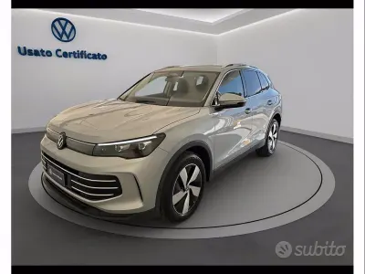 Nuova VW Tiguan Elegance 150 CV (110 kW) 2026 Grigio SUV