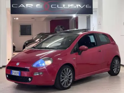Usata Fiat Grande Punto Sport 135 CV (99 kW) 2013 Rosso Utilitaria