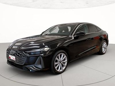 Usata Audi A5 Sportback Advanced 204 CV (150 kW) 2025 Nero mythos metallizzato Utilitaria