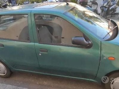 Usata Fiat Punto 73 CV (53 kW) 1996 Verde Utilitaria