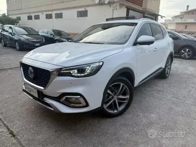 Usata MG EHS Luxury 162 CV (119 kW) 2023 Dover white SUV