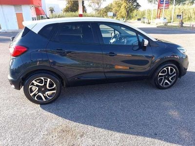 Usata Renault Captur 110 CV (80 kW) 2017 Blu/azzurro SUV