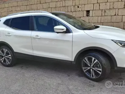 Usata Nissan Qashqai 131 CV (96 kW) 2018 Bianco SUV