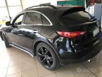 Usata Infiniti QX70 250 CV (183 kW) 2016 Nero SUV