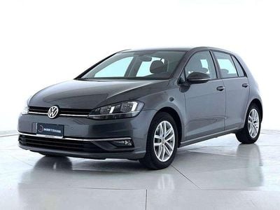 Begagnad VW Golf VII Business 116 HK (85 kW) 2018 Grå Halvkombi