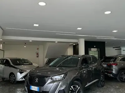 Occasion Peugeot 2008 Active 110 ch (80 kW) 2022 Gris SUV