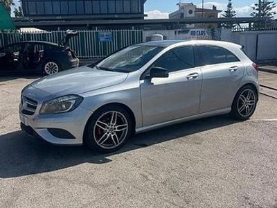 Usata Mercedes A180 2014 Grigio Utilitaria