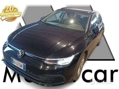 Usata VW Golf VIII Life 110 CV (80 kW) 2021 Nero Station wagon