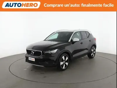 Usata Volvo XC40 Momentum 163 CV (119 kW) 2020 Nero SUV