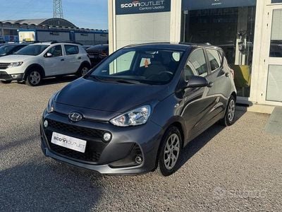 Usata Hyundai i10 Comfort 67 CV (49 kW) 2018 Grigio Utilitaria