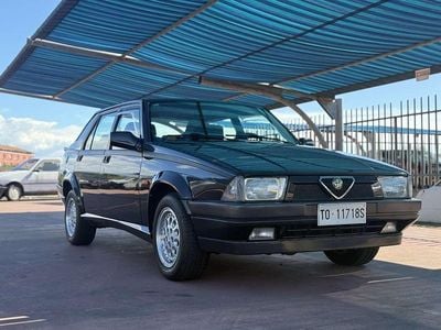 Usata Alfa Romeo 75 148 CV (108 kW) 1991 Other Berlina