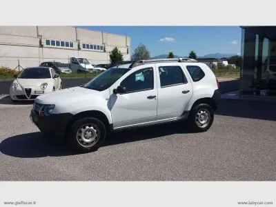 Usata Dacia Duster 105 CV (77 kW) 2014 Bianco SUV