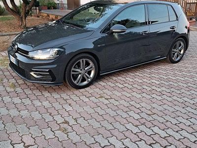 Grigio Usata 2018 VW Golf R-line Berlina | 17.500 € (Molto cara)
