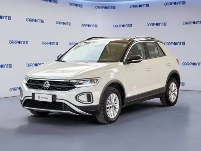 Usata VW T-Roc Life 150 CV (110 kW) 2023 Bianco SUV
