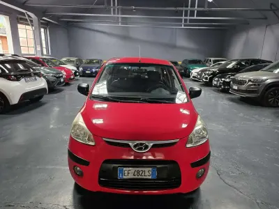 Usata Hyundai i10 Active 65 CV (47 kW) 2010 Rosso Utilitaria