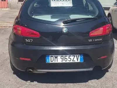 Usata Alfa Romeo 147 Distinctive 120 CV (88 kW) 2008 Utilitaria
