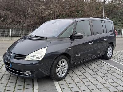 Käytetty Renault Espace 175 HP (128 kW) 2011 Musta Tila-auto
