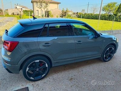 Usata Audi Q2 Black Edition 190 CV (139 kW) 2019 Grigio SUV