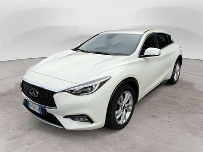 Usata Infiniti Q30 Premium 109 CV (80 kW) 2017 Bianco Utilitaria