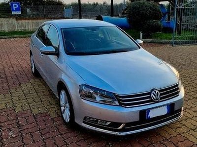 usata VW Passat 2.0 TDI 140CV DSG - COME NUOVA