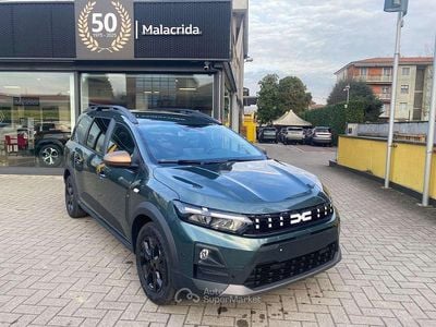 Nuova Dacia Jogger Extreme 155 CV (114 kW) 2026 Verde oxide Monovolume