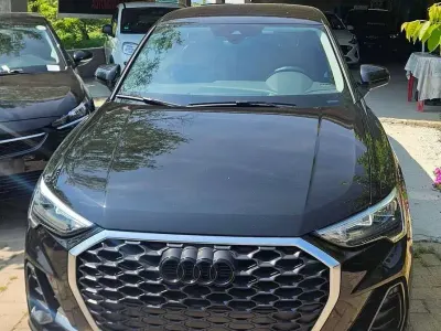 Usata Audi Q3 Sportback Business Plus 150 CV (110 kW) 2020 Nero SUV
