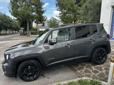 Usata Jeep Renegade Limited 150 CV (110 kW) 2021 Grigio SUV