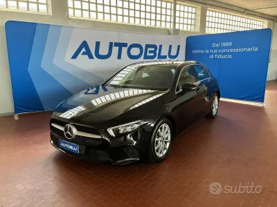Usata Mercedes A200 163 CV (119 kW) 2019 Nero Berlina