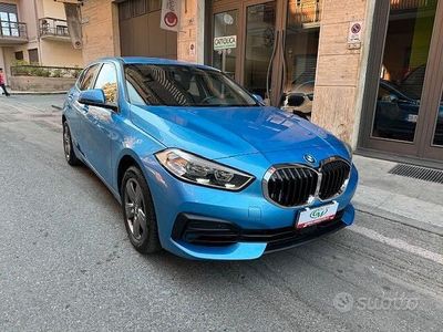 Usata BMW 116 Sport Line 116 CV (85 kW) 2020 Blu Utilitaria