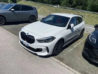 Usata BMW 118 M Sport 150 CV (110 kW) 2019 Bianco Utilitaria