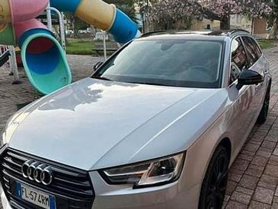 Usata Audi A4 190 CV (139 kW) 2018 Grigio Station wagon
